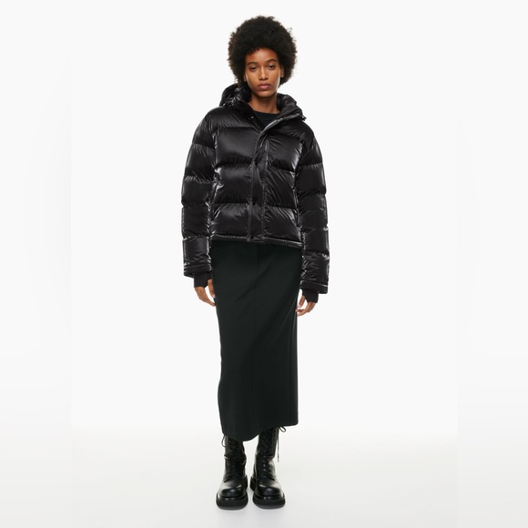 THE SUPER PUFFTM SHORTY
84575, Colour: BLACK (Liquid Shine), Size: XS - Picture 2 of 10